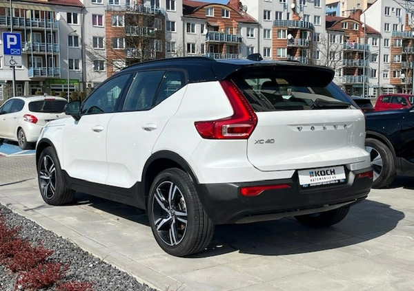 Volvo XC 40 cena 152500 przebieg: 49300, rok produkcji 2021 z Nowy Targ małe 254